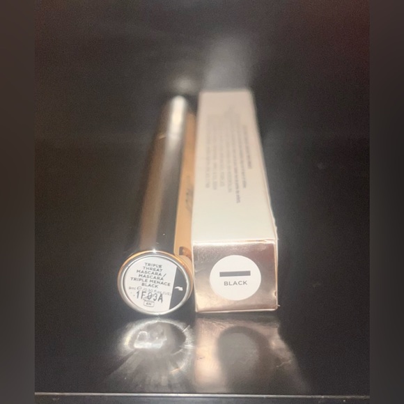 Iconic London Triple Threat Mascara. Volume, Length, Fierce, Flare, Fluff, Curl - Picture 4 of 5